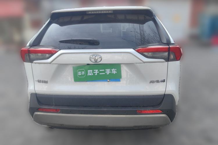 Used Toyota RAV4 2023 2.0L CVT Two-Wheel Drive Fashion Plus Edition Rear