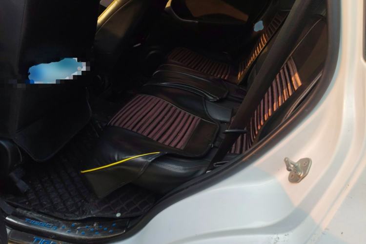 Used Chery Tiggo 3 2015 1.6L CVT ZhiShang Sport Edition