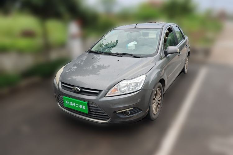 Used Ford Focus 2013 Sedan Classic 1.8L Automatic Fashion Edition