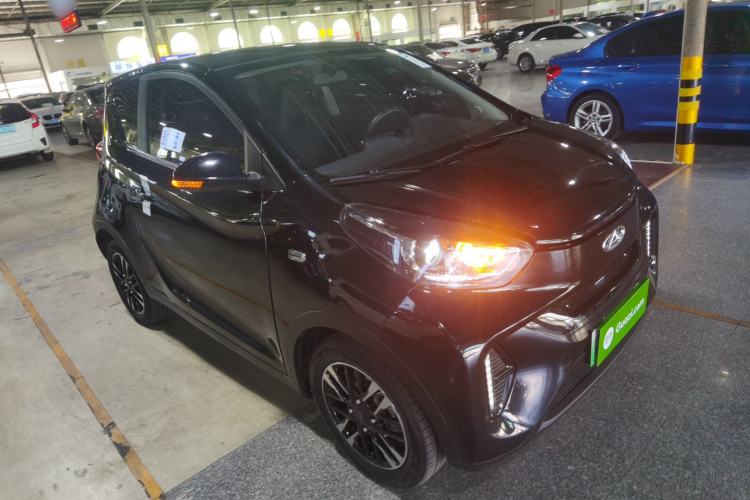 Used Chery Little Ant 2022 Sweet Pink Edition Half-Sugar Version Lithium Iron Phosphate 29.2 kWh 30 kW 301 km
