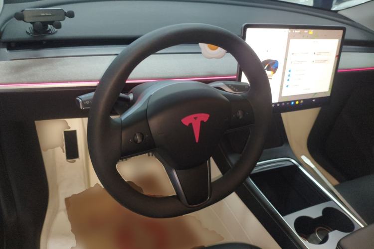 Used Tesla Model Y 2024 Rear-Wheel-Drive Version
