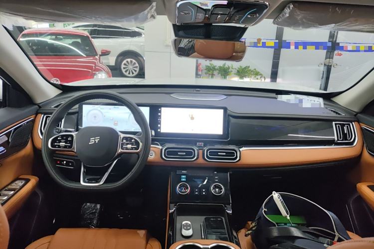 Used JETOUR Shanhai L7 2024 1.5T 120km MAX+ 7-Seater Interior 2