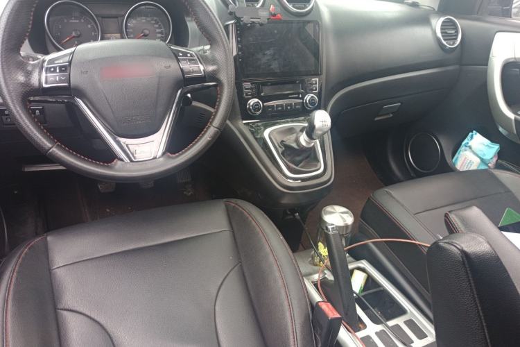 Used Haval H6 2015 Upgraded Model 1.5T Manual Two-Wheel Drive Elite Version