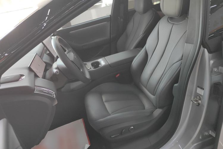 Used XPeng P7+ 2024 Long-Range Max Left Front Seat