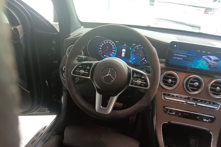 Used Mercedes-Benz GLC 2022 Facelift GLC 260 L 4MATIC Luxury Edition