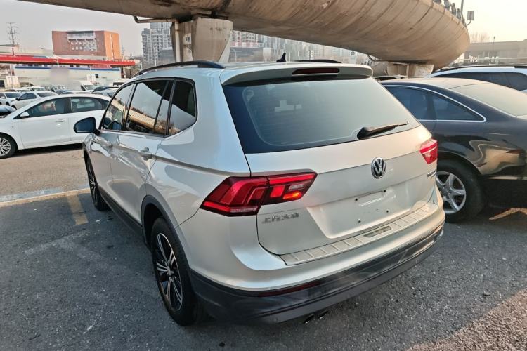 Used Volkswagen Tiguan L 2019 330TSI Automatic Two-Wheel Drive Luxury Edition China VI Standard