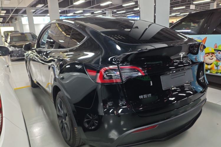 Used Tesla Model Y 2023 Rear-Wheel-Drive Version Rear Left 45 Deg