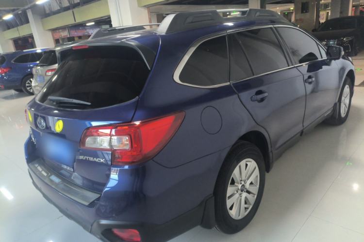 Used Subaru Outback 2017 2.5i Luxury Navigation Edition with EyeSight
