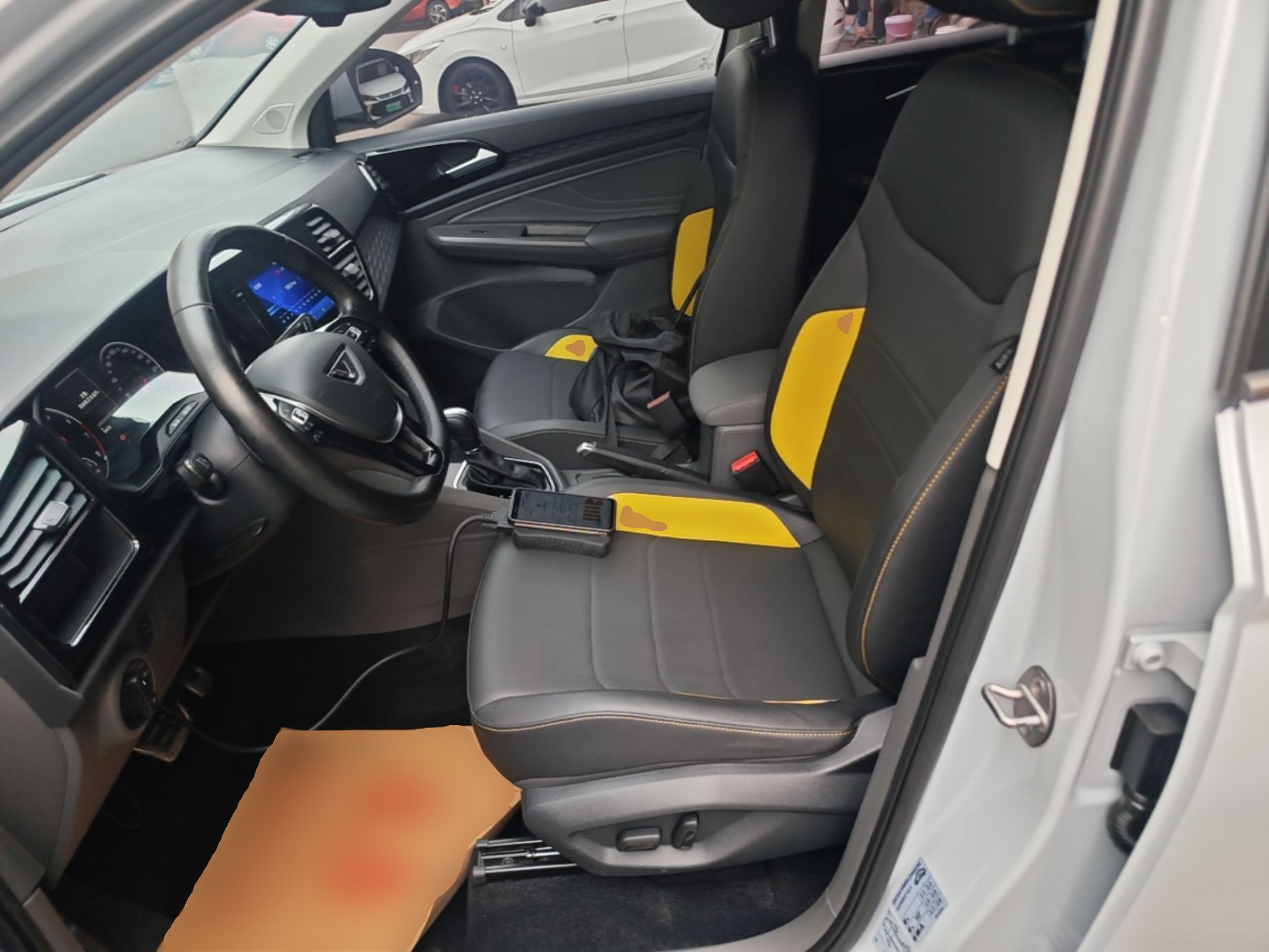 Interior delantero