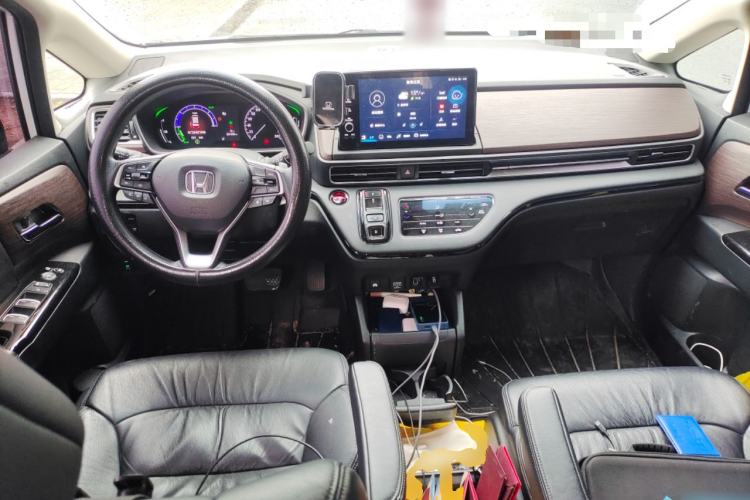 Used Honda Odyssey 2024 2.0L eHEV Sharp & Smart Edition
