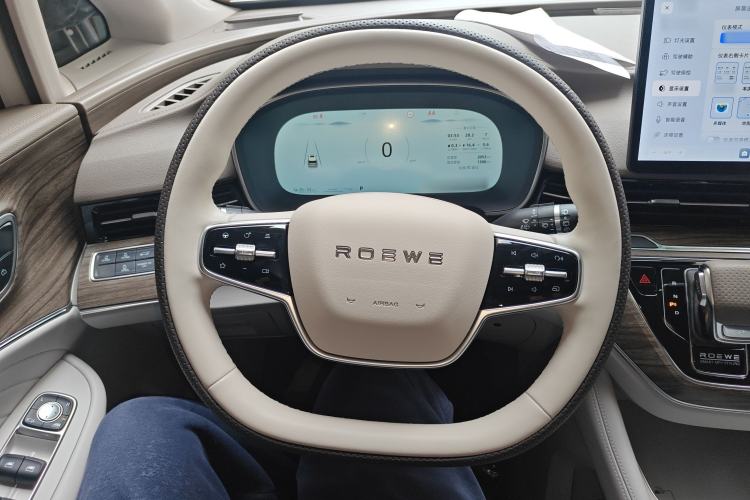 Used Roewe iMAX8 New Energy 2025 1.5T DMH Lu Zun Deluxe Edition
