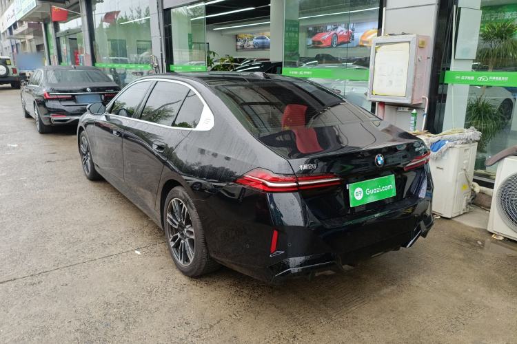 Used BMW 5 Series 2024 525Li M Sport Package Rear Left 45 Deg