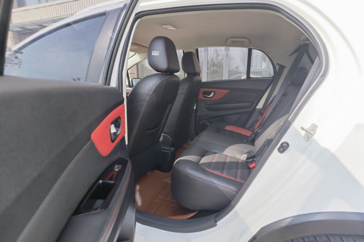 Used Haval H1 2016 Blue Label 1.5L AMT Luxury Model
