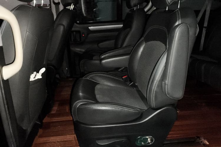 Used SAIC MAXUS G10 2019 PLUS 2.0T Automatic Elite Edition China V Standard