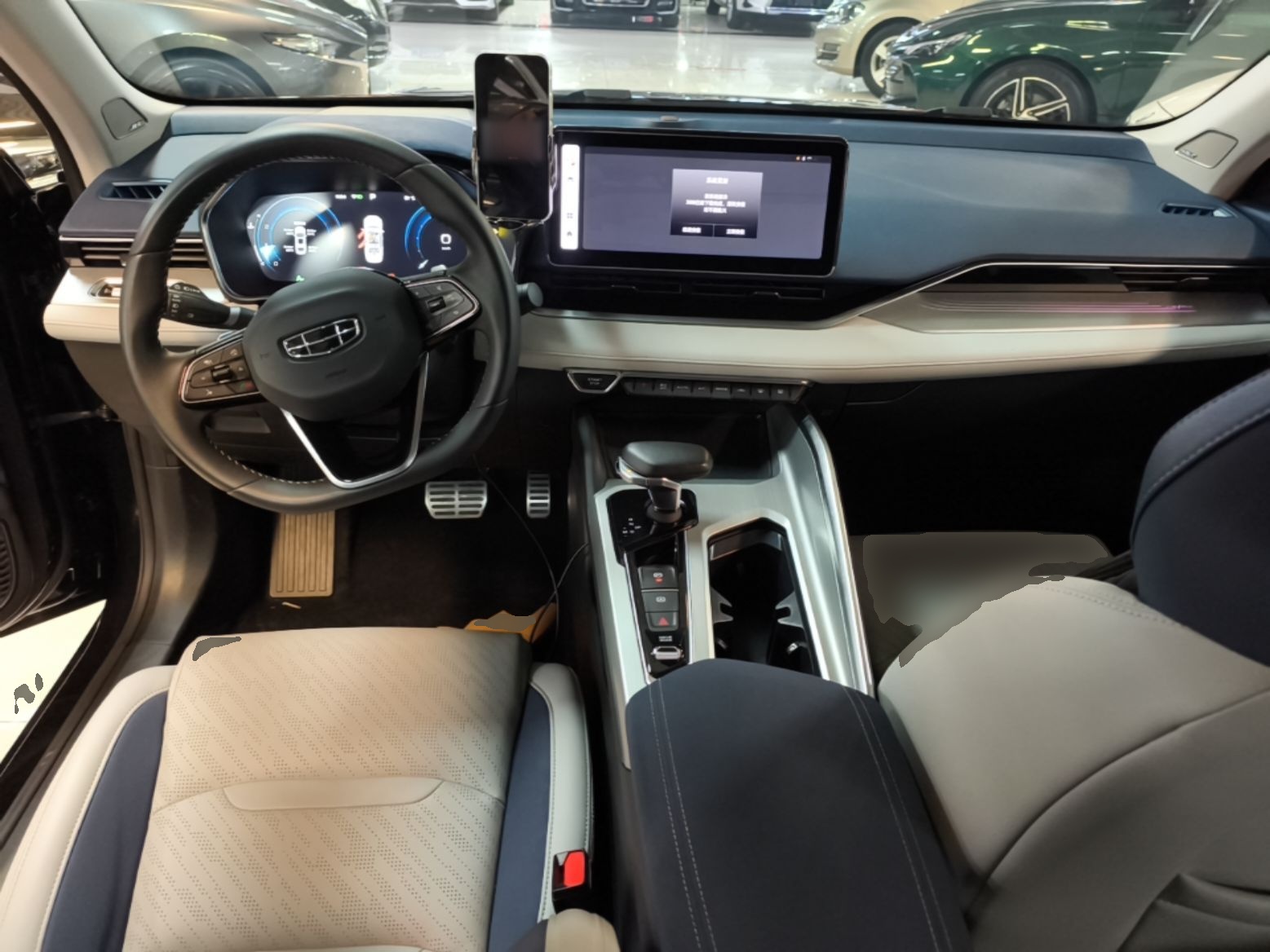 Geely Auto Preface 2023 2.0TD Prestige Version — снимка 18