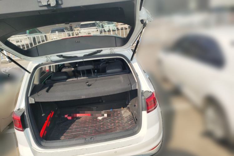 Used Volkswagen Golf Sportsvan 2018 230TSI Automatic Luxury Model Trunk