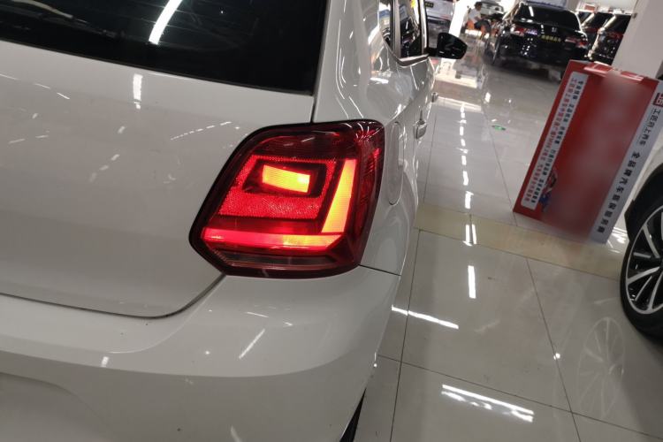 Used Volkswagen Polo 2016 1.4L Automatic Trendy Model Right Rear Taillight