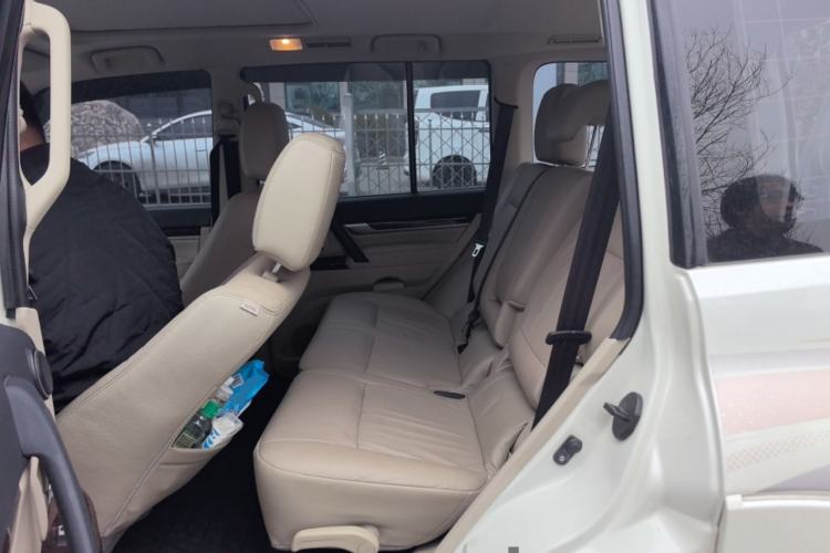 Used Mitsubishi Pajero 