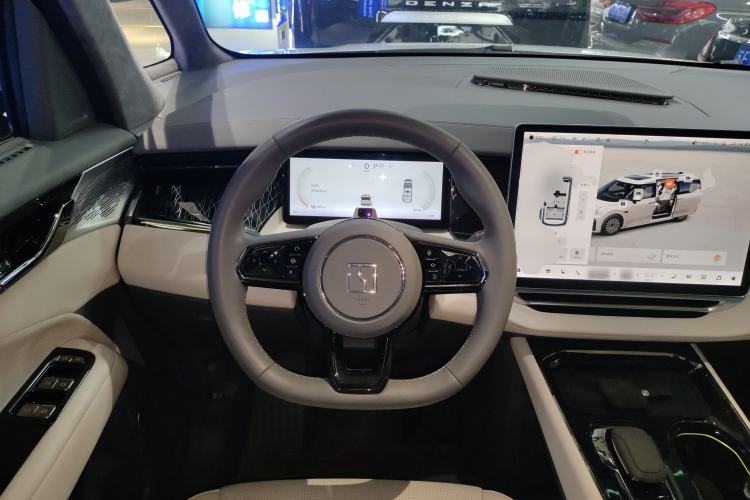 Used Zeekr 009 2022 WE Edition Steering Wheel