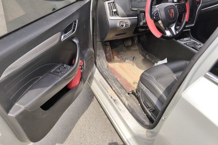 Used Roewe i6 New Energy 2017 45T Hybrid Connect & Smart Enjoyment Edition