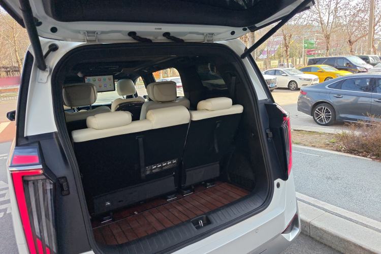 Used GAC Trumpchi M8 2023 Zongshi Series Dual-Motor YuZun Edition
