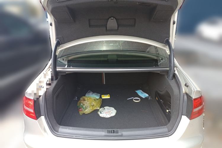 Used Audi A4L 2015 35 TFSI Automatic Standard Model Trunk