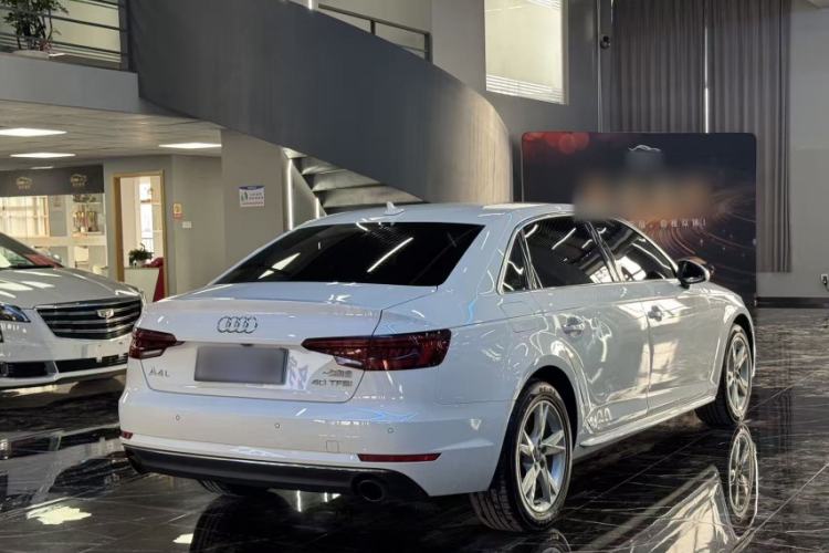 Used Audi A4L 2018 30th Anniversary Edition 40 TFSI Trendy Model