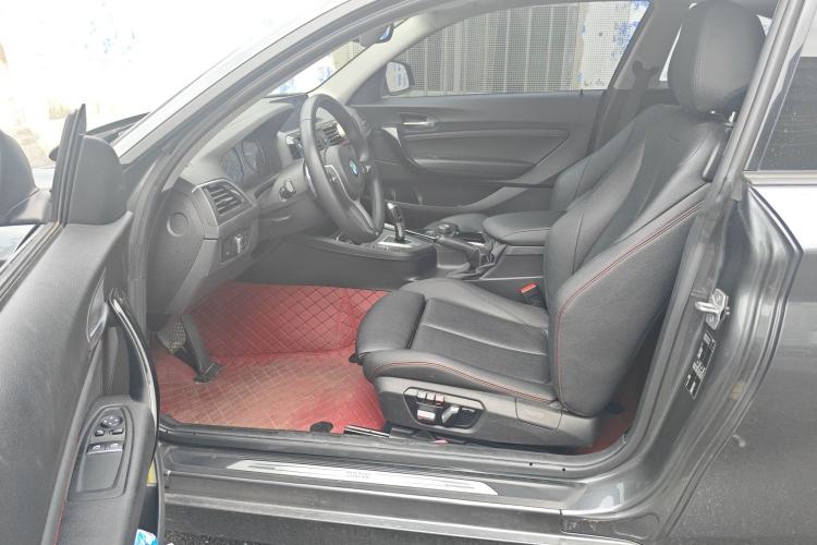 Used BMW 2 Series 2019 225i Sport Design Package Driver Seat