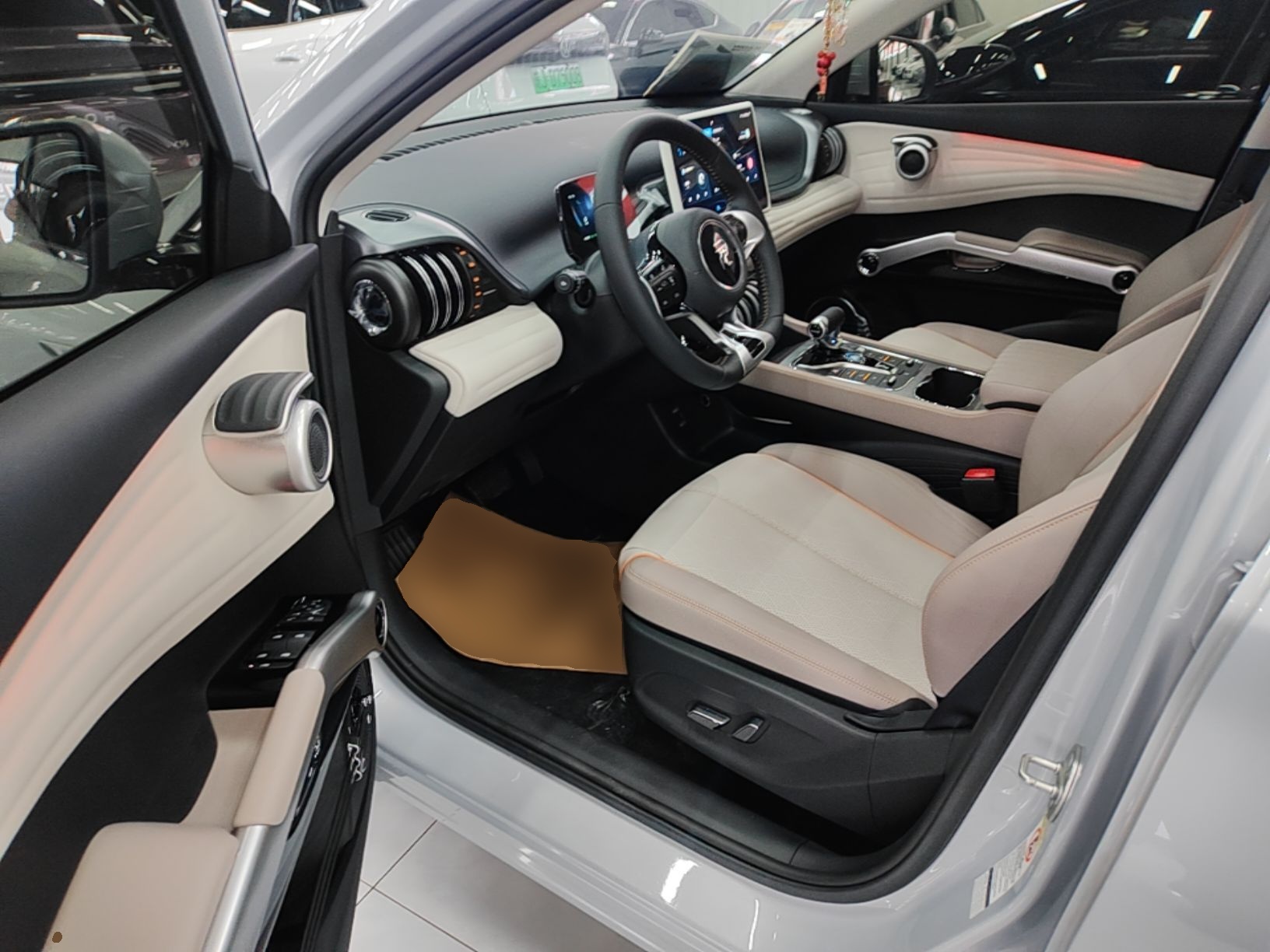 BYD Yuan PLUS 2024 Honor Edition 510KM Beyond Model — снимка 18