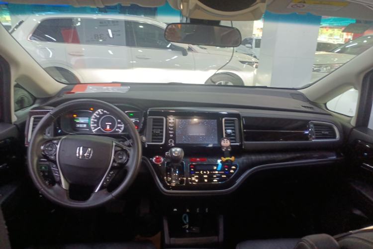 Used Honda Elysion 2019 2.0L Hybrid Supreme Edition
