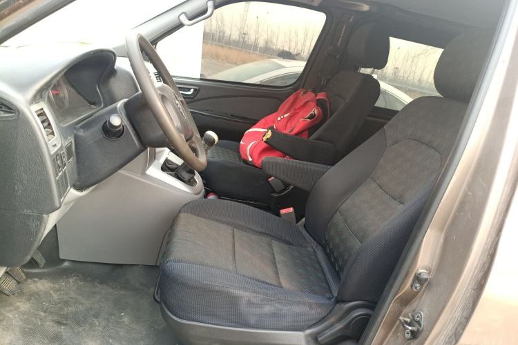 Used Foton Scenic G5 2021 2.0L Gasoline Commercial Version 6-Seater Multi-Purpose Passenger Vehicle 1TZS
