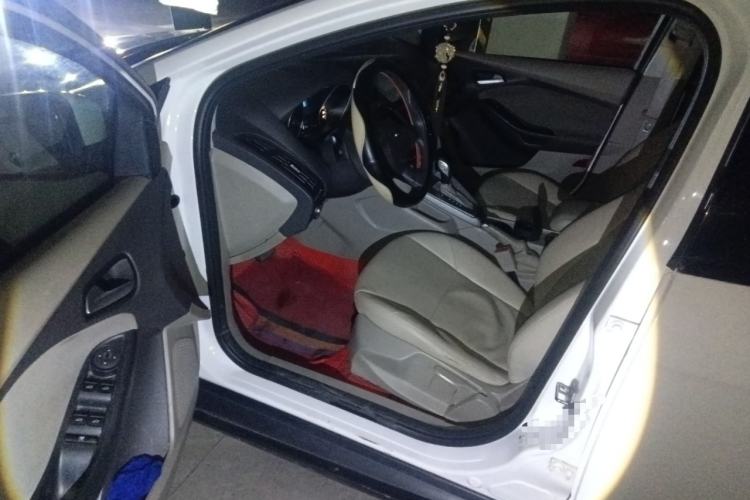 Used Ford Focus 2012 Sedan 1.6L Automatic Comfort Model