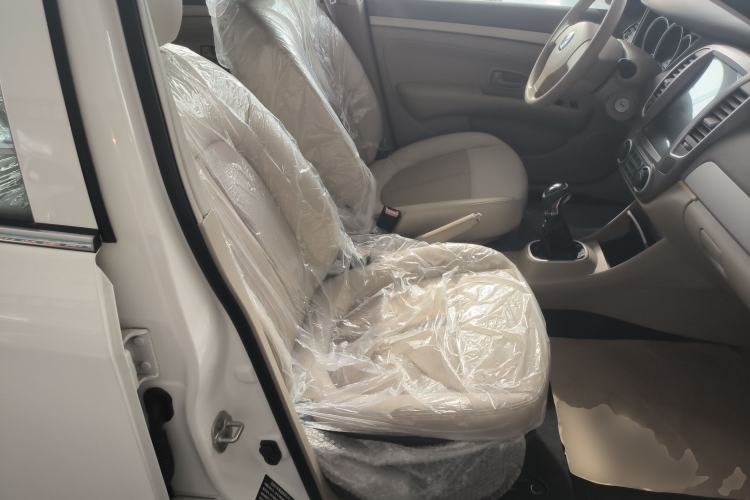 Used Dongfeng Junfeng E11K 2021 60.43 kWh Battery-Swap Version Right Front Seat