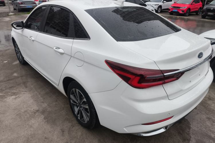 Used Ford Escort 2021 1.5L Automatic Diamond Edition Exterior 2