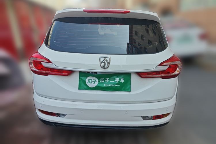 Used Baojun 310W 2017 1.5L Manual Comfort Version China VI Emission Standard