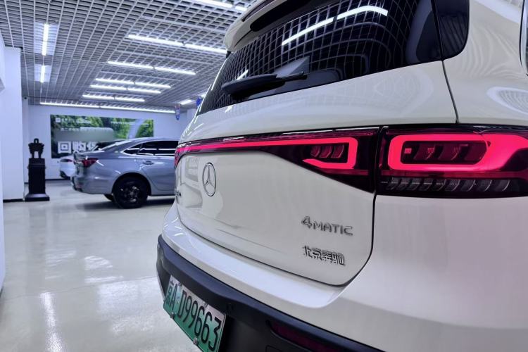 Used Mercedes-Benz EQB 2022 EQB 350 4MATIC First Edition Special Version Exterior 4