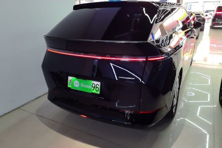 Used XPeng X9 2024 640 All-Wheel Drive High-Performance Max Rear Right 45 Deg