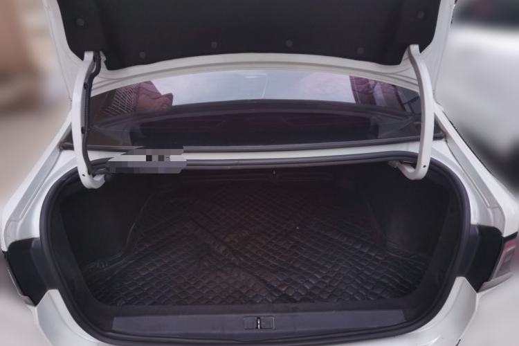 Used Peugeot 308 2018 1.6L Automatic Luxury Edition Trunk