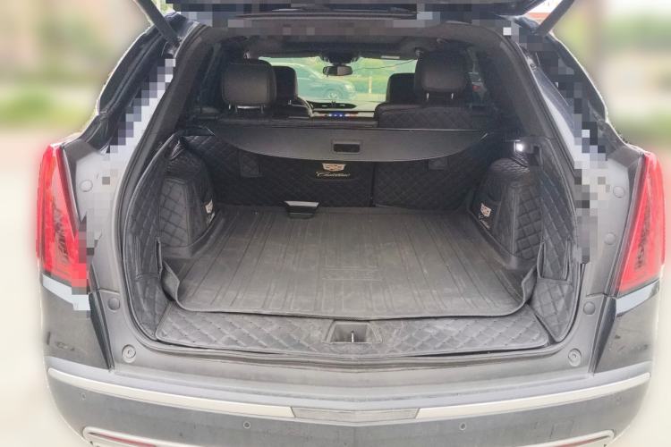 Used Cadillac XT5 2022 2.0T Two-Wheel Drive Luxury Version Trunk