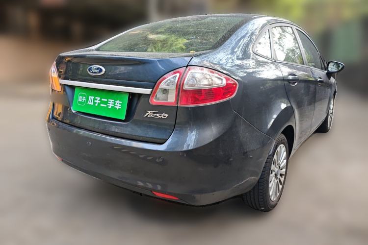 Used Ford Fiesta 2011 Sedan 1.5L Automatic Fashion Edition
