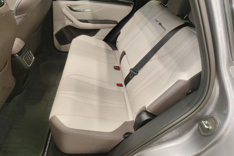 Used BYD Song PLUS New Energy 2025 DM-i 112KM Prestige Model Left Rear Seat