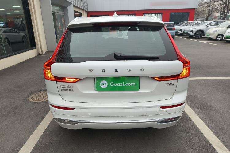 Used Volvo XC60 New Energy 2025 Plug-in Hybrid Long-Range All-Wheel Drive Smart Luxury Edition Rear