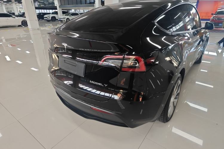 Used Tesla Model Y 2021 Standard Range Rear-Wheel Drive Version