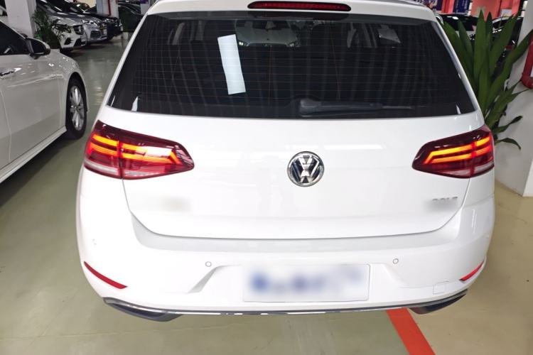 Used Volkswagen Golf 2018 230TSI Automatic Comfort Model
