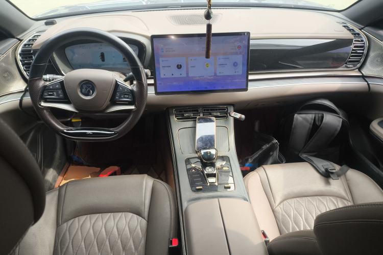 Used BYD Han 2023 DM-i Champion Edition 121KM Prestige Model
