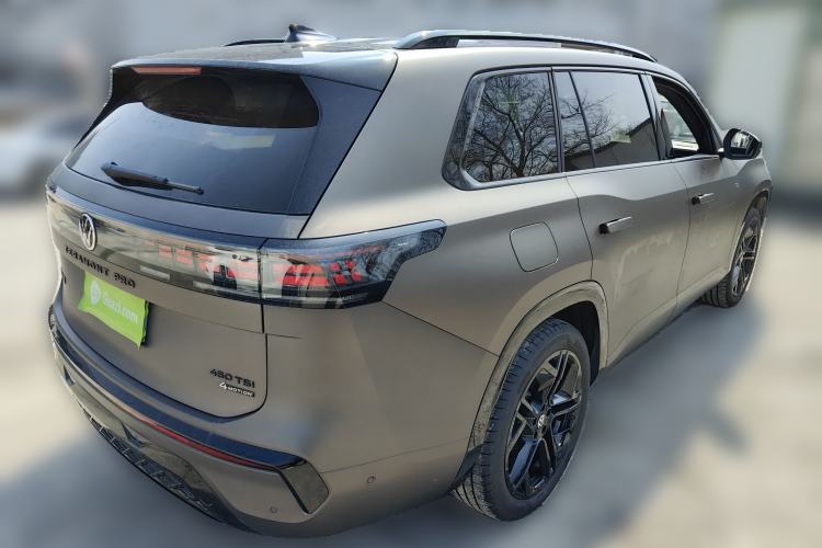 Used Volkswagen Teramont 2025 Tiguan Pro 450TSI Four-Wheel Drive Summit Edition Rear Right 45 Deg