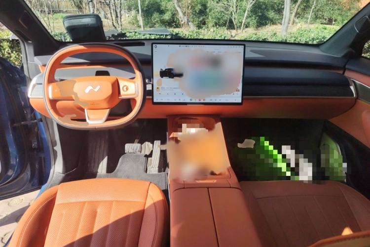 Used ONVO L60 2024 60 kWh All-Wheel Drive