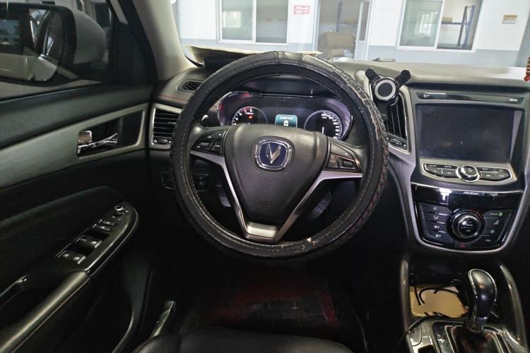 Used CHANGAN CS75 2017 Shangkui Edition 1.5T Automatic Sharp Model
