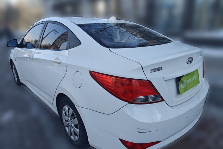 Used Hyundai Verna (older generation) 2014 1.4L Manual Smart GLS Trim
