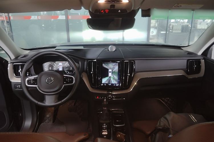 Used Volvo XC60 2019 T5 4x4 Zhiya Luxury Edition China V Standard